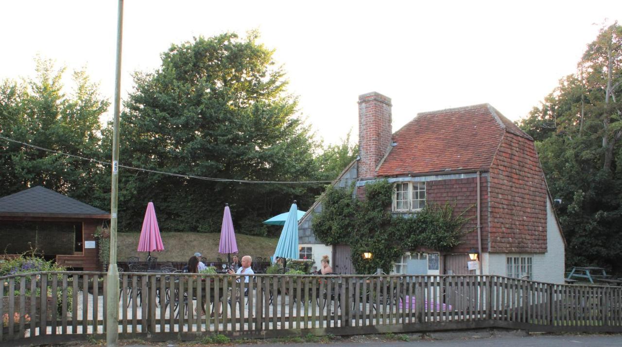 Monkey Brewhouse Lymington Exterior foto